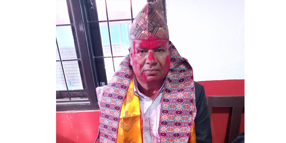 शिक्षक संघको अध्यक्षमा डम्बर खड्का 
